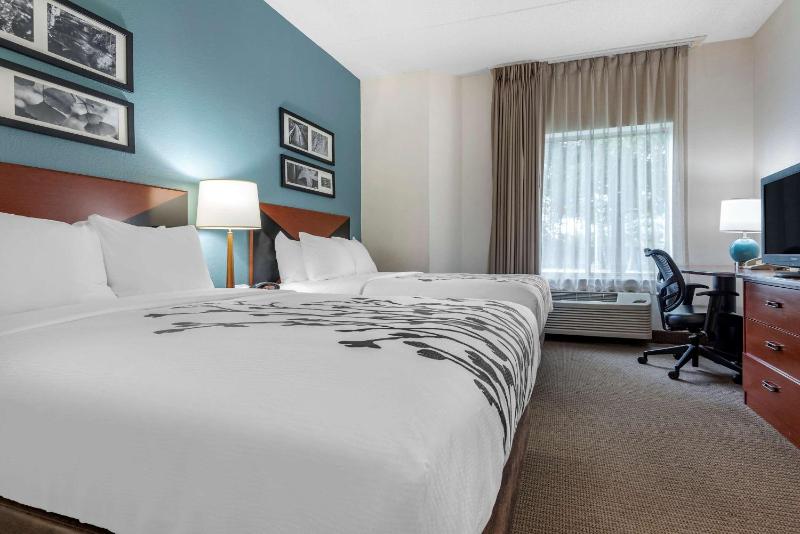 Double Room with Two Double Beds - Non-Smoking image 3