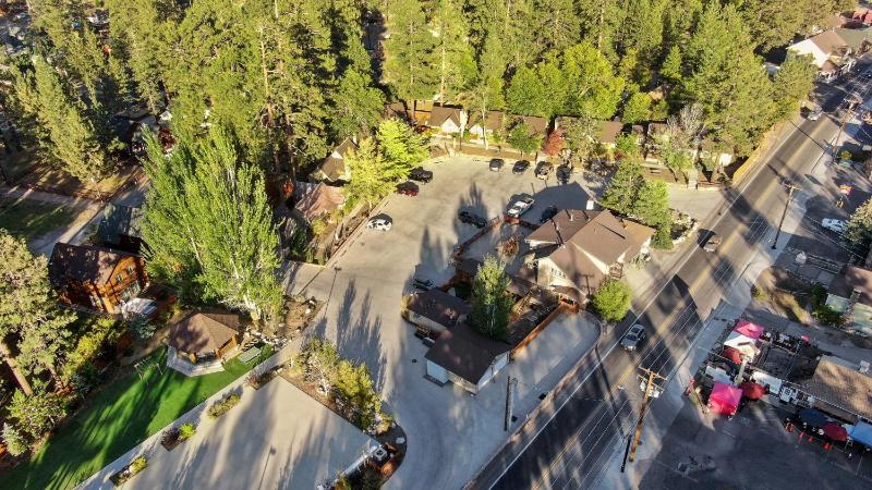 Bear Creek Resort - image 1