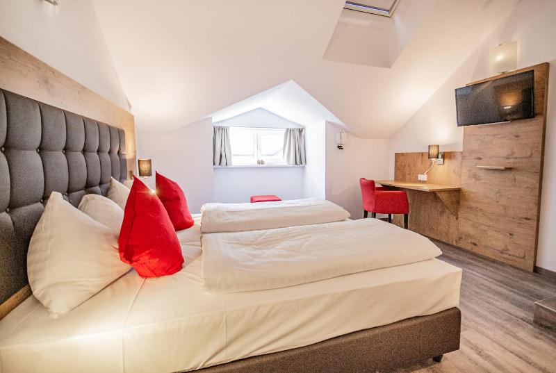Superior Family Room with roof terrace (4 Adults -6 Adults) image 3