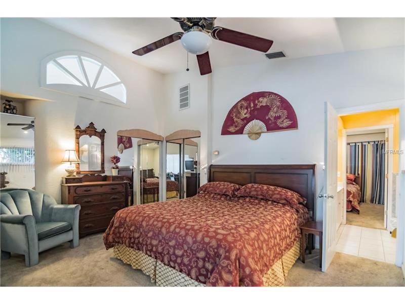 Three-Bedroom House image 2