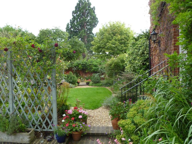 Laurel House - image 6