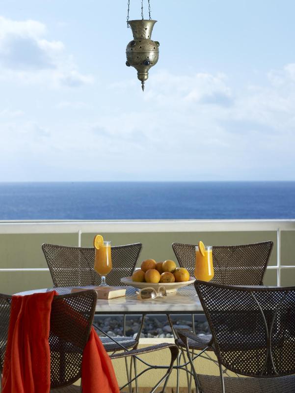 Junior Suite with Sea View image 3