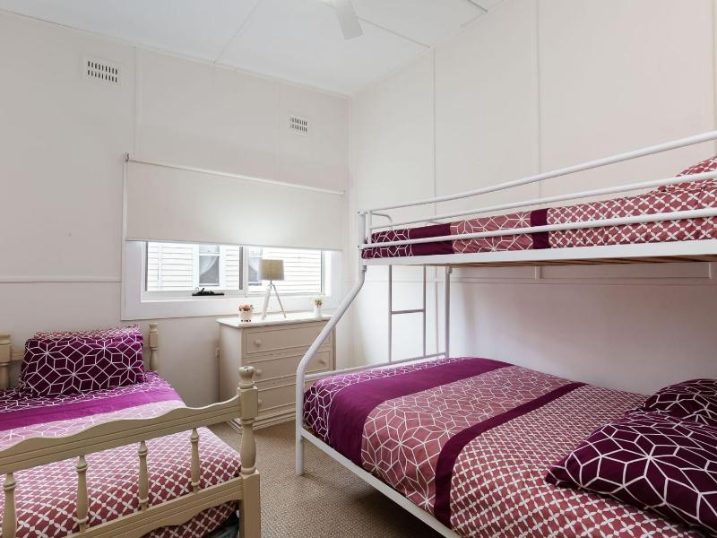 Daves Place 27 Rigney St - Holiday house with Wifi Dog Friendly Aircon & Boat Parking - image 5