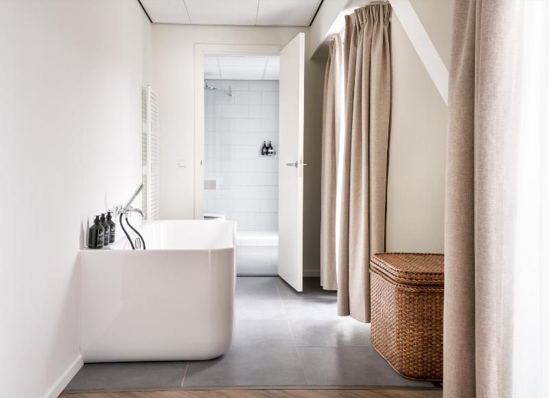 Junior Suite image 2