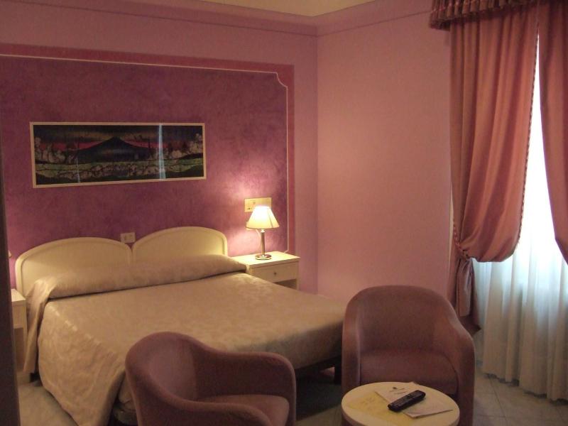 Superior Double Room image 2
