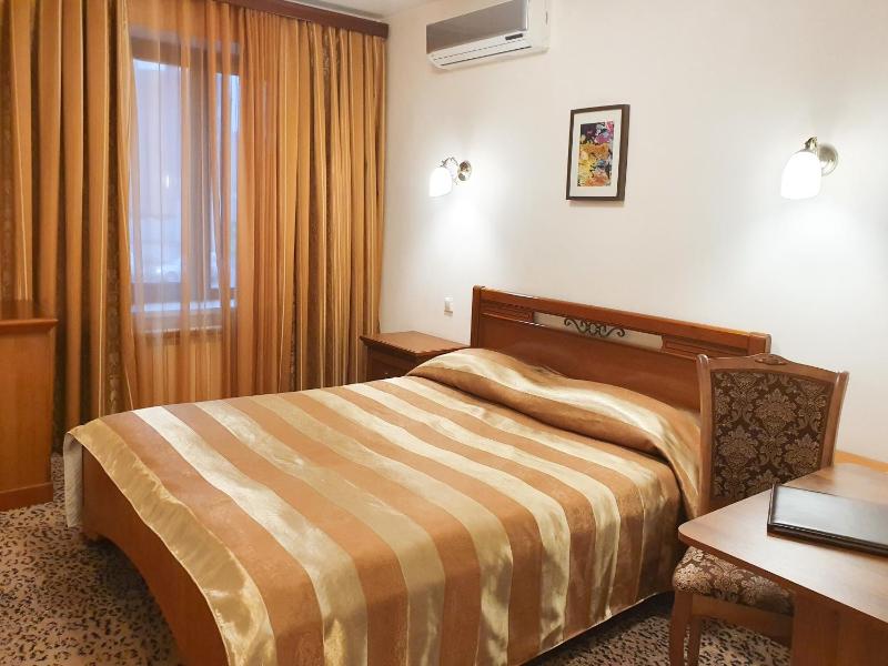 Standard  Double Room image 1