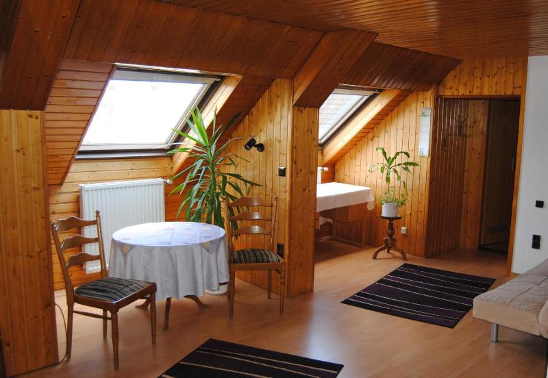 Triple Room image 3