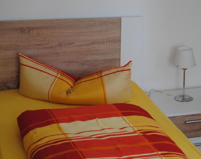 Double Room image 3
