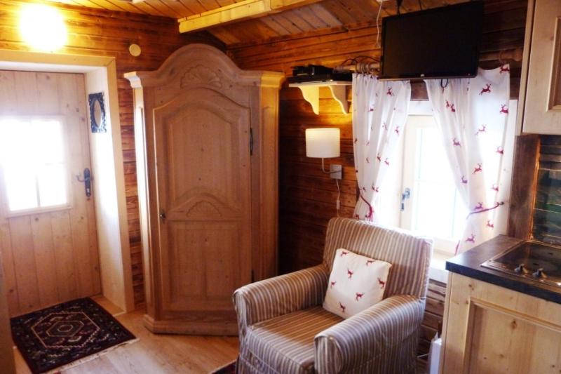 Chalet image 2