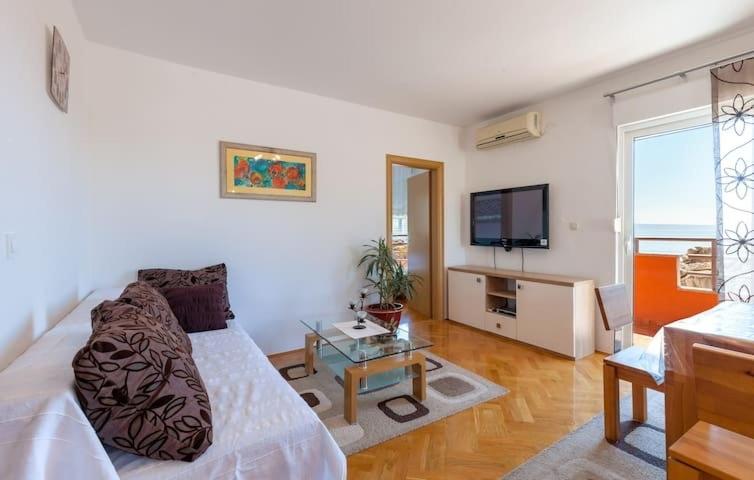 Luxury villa Liberta near Split private pool - image 22