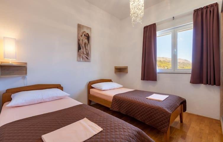 Luxury villa Liberta near Split private pool - image 21