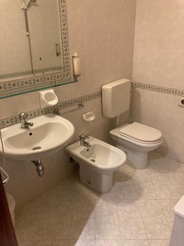 Single Room image 1