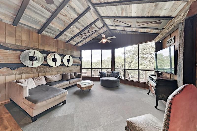 Three-Bedroom House image 3