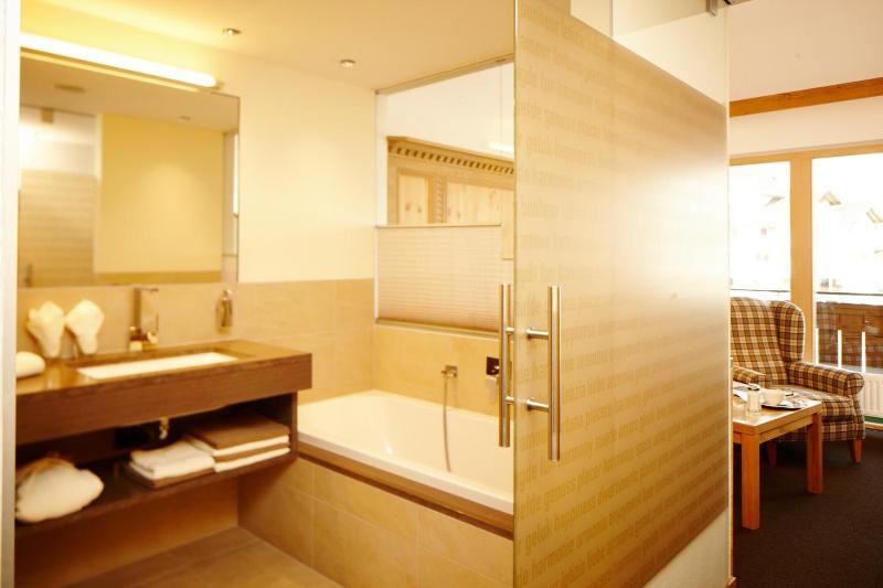 Suite image 4