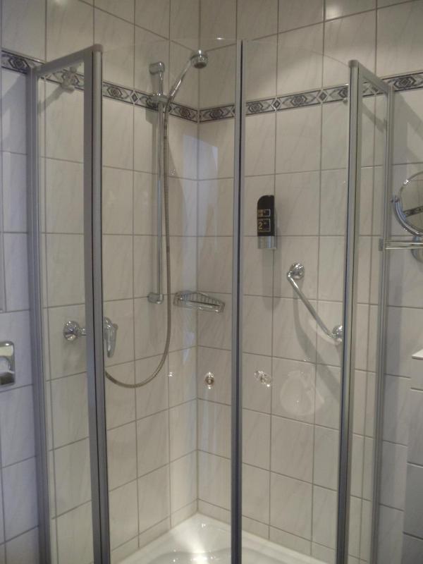 Double Room image 2
