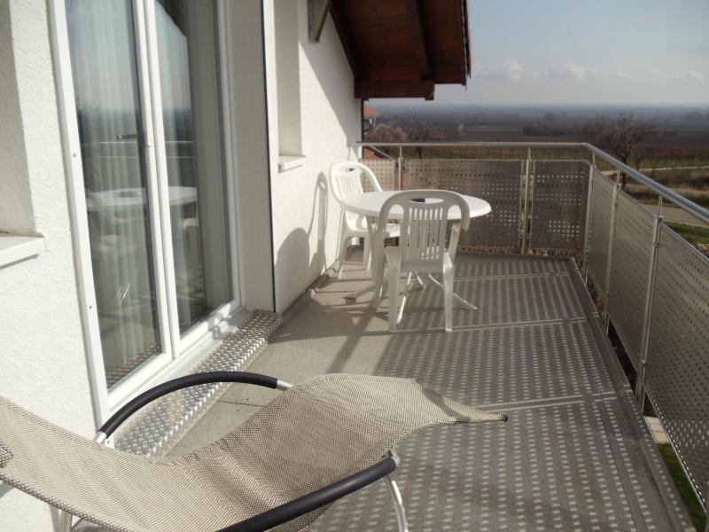 Deluxe Double Room with Balcony image 2