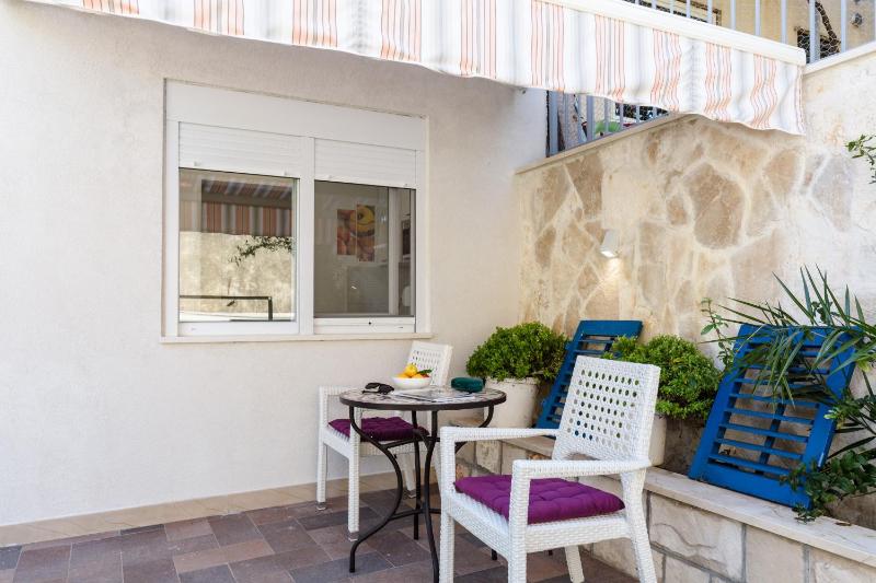 Comfort Studio Apartment image 4