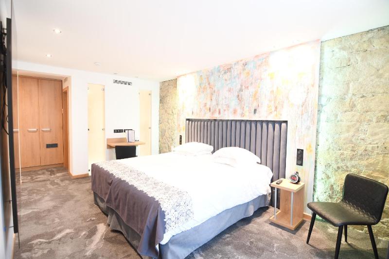 Privilege Superior Double or Twin image 3