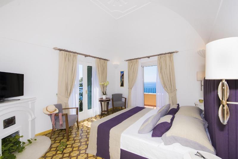Amore Rentals - Villa Mimosa - image 45