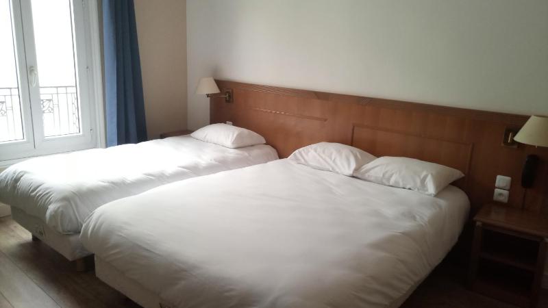 Triple Room image 3