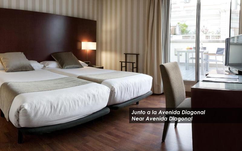 Double Room with Terrace image 4