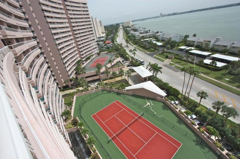 12B Crescent Beach Club - image 38