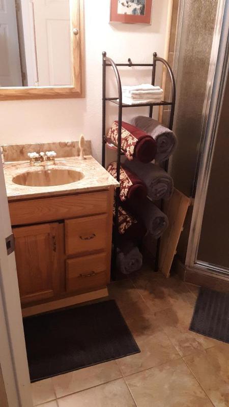 Triple Room with Private Bathroom image 4