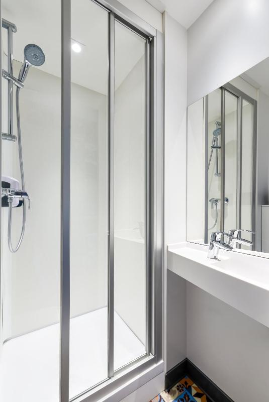 Cabrio Room with Private Bathroom image 4