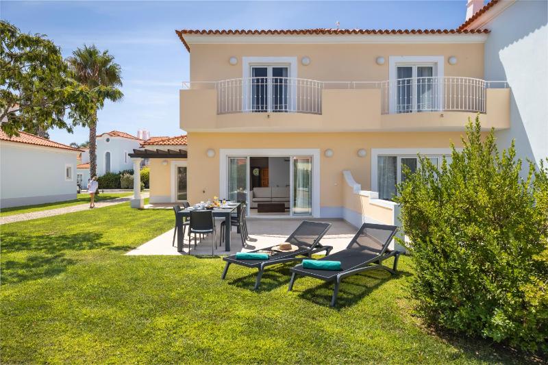 Three-Bedroom Villa image 1