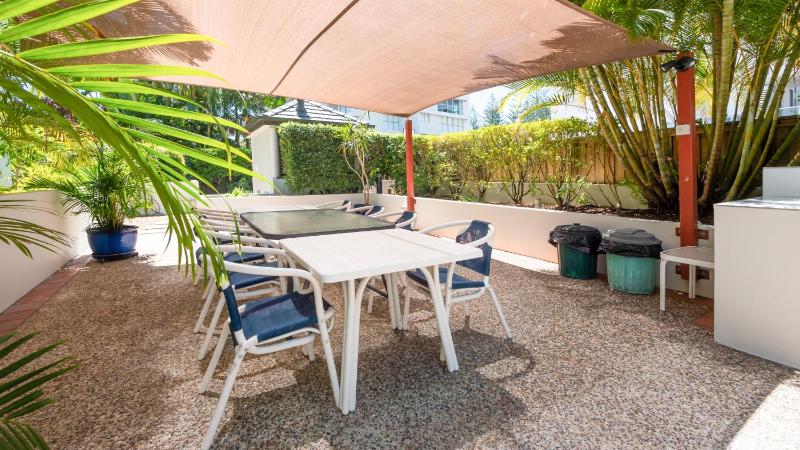 Burleigh on the Beach - image 7