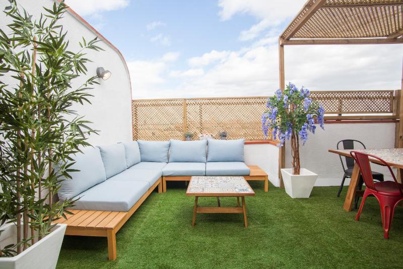 Three-Bedroom Apartment image 2