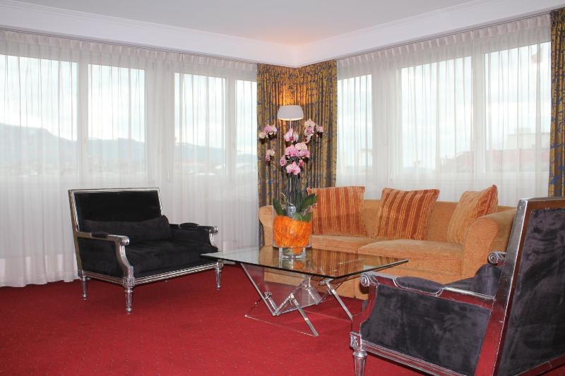 Suite image 2