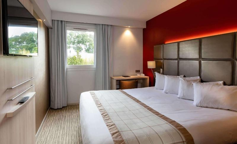 Classic Room with Queen Size Bed   image 1