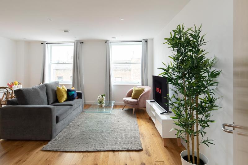 Apartment with Balcony image 4