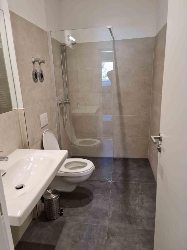 Budget Double Room image 2