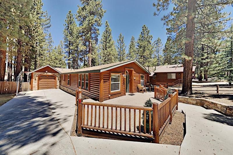 Three-Bedroom House image 1