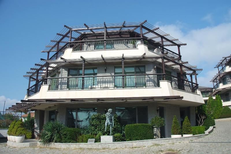 Art Complex Anel - image 12