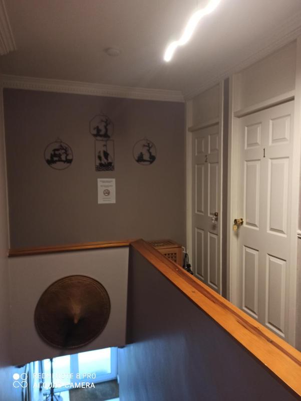 Twin Room image 3