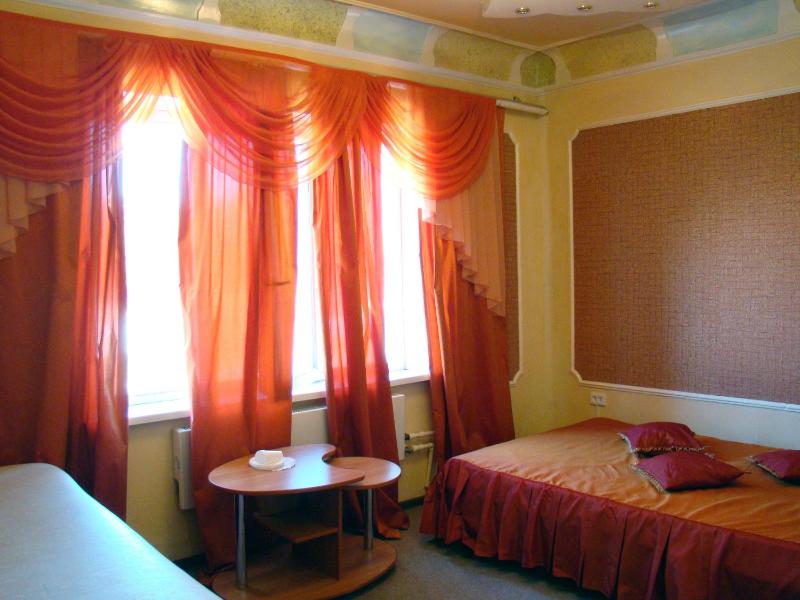 Standard Double Room image 2