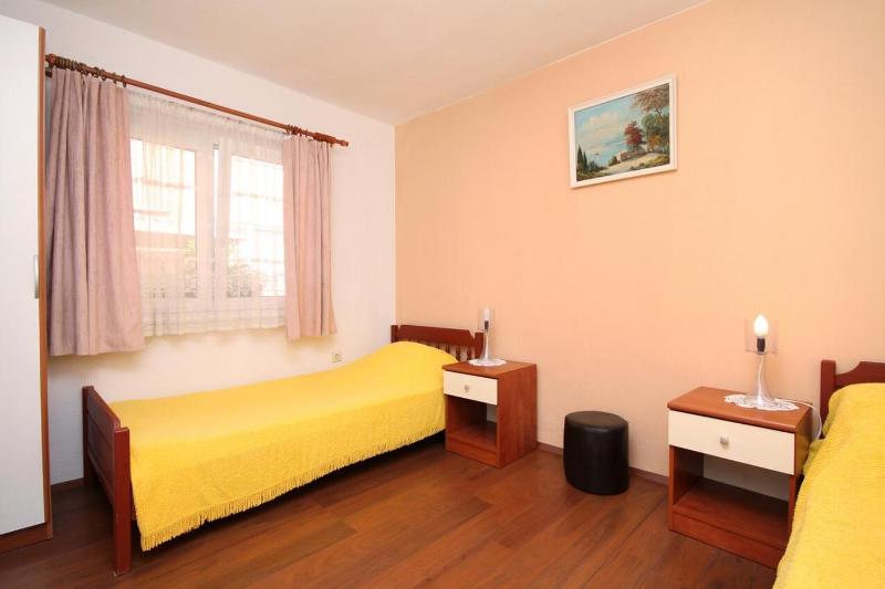 One-Bedroom Apartment with Terrace image 3