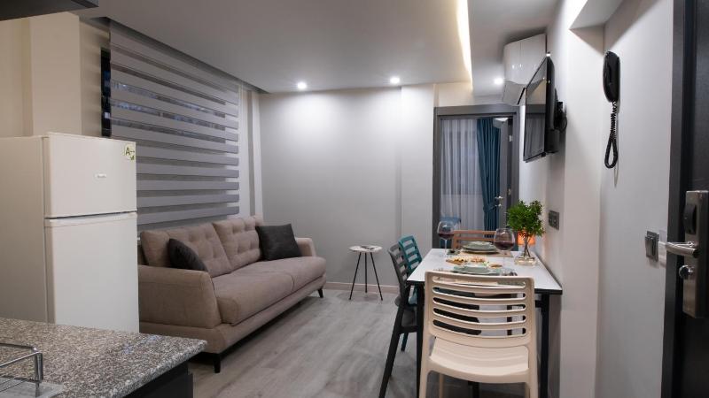 OPERA SUITES Apart Hotel - image 6
