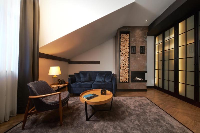 Standard Apartment image 2