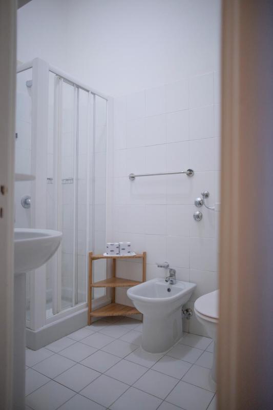 Standard Triple Room image 3