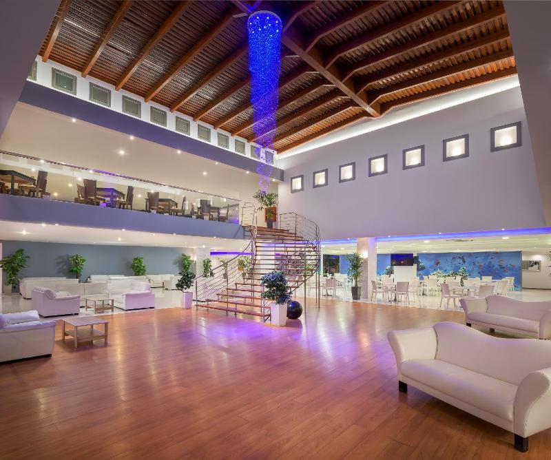 Oceanis Beach Hotel - image 3