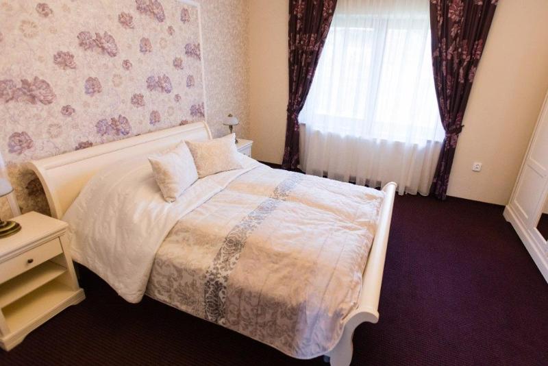 Deluxe Room image 4