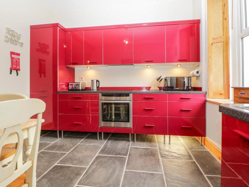 Holcombe House - image 16