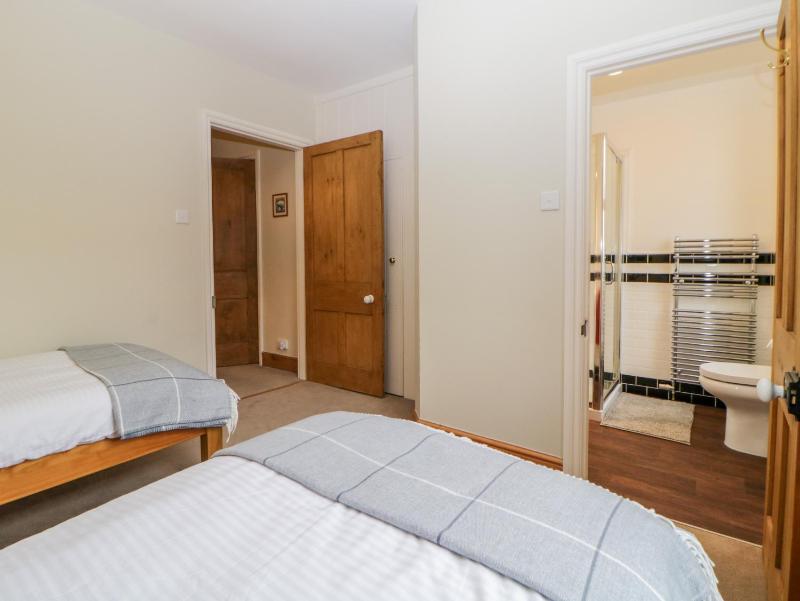 Holcombe House - image 44
