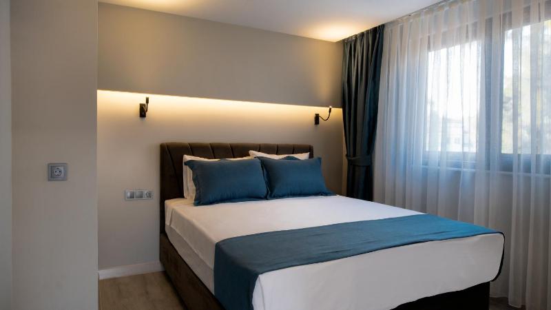 Junior Suite image 2