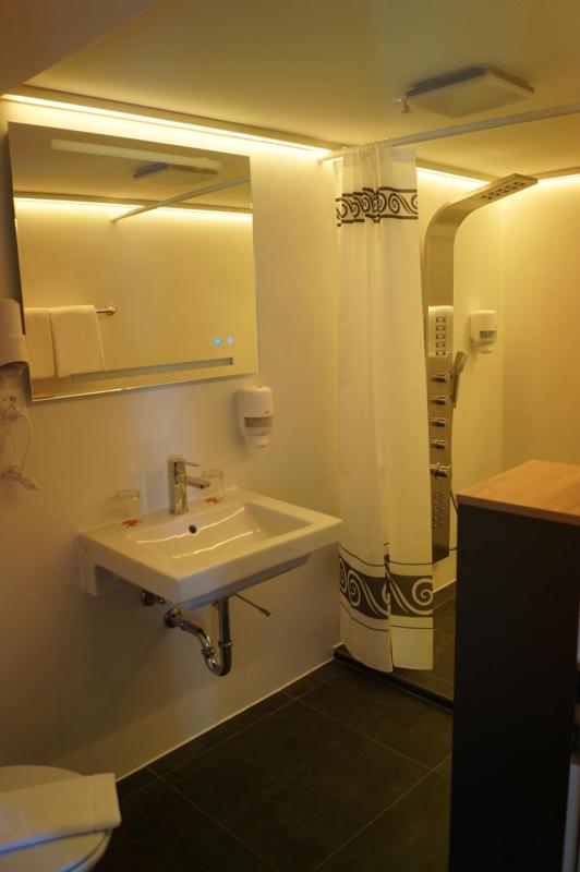 Junior Suite image 3