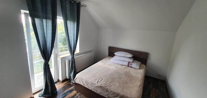 Three-Bedroom House image 3